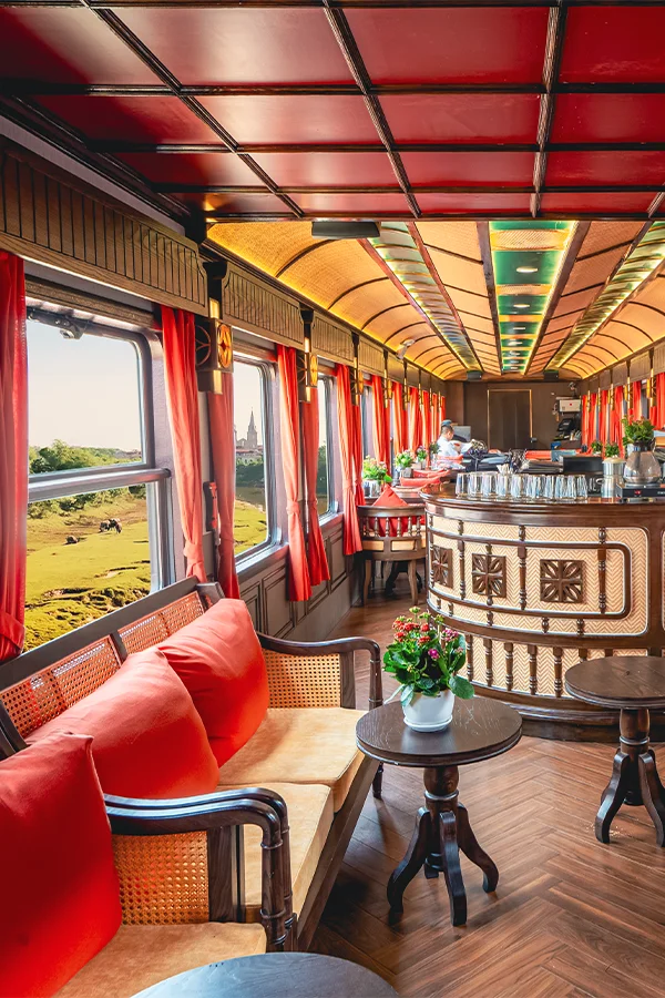 sjourney bistro car 03