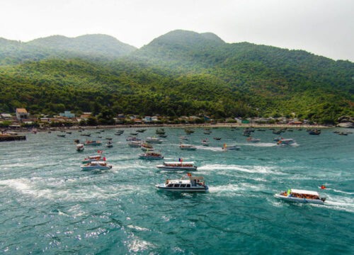 Phu Yen Weather: A Complete Guide to Climate, Seasons & Best Time to Visit 12 Phu Yen Weather: A Complete Guide to Climate, Seasons & Best Time to Visit