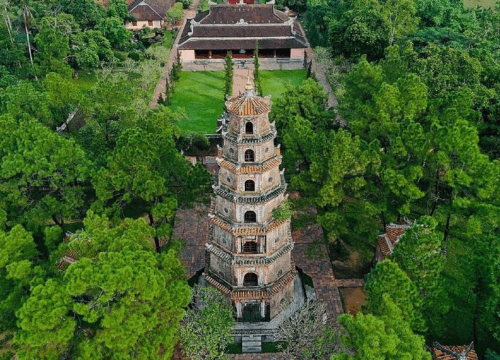 Hue Thien Mu Pagoda: Ultimate Visitor Guide to Vietnam's Iconic Landmark 6 Hue Thien Mu Pagoda: Ultimate Visitor Guide to Vietnam’s Iconic Landmark