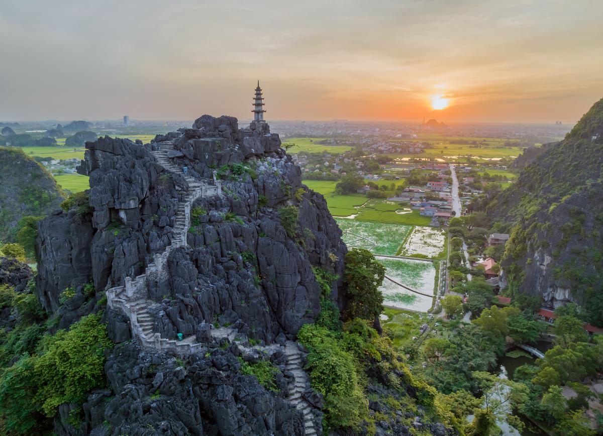 Mua Caves In Ninh Binh