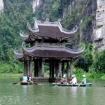 ninh binh pagoda temple