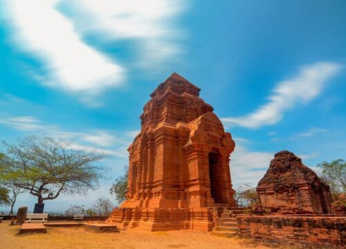 Poshanu Cham Towers: A Timeless Symbol of Champa Culture in Phan Thiet 16 Poshanu Cham Towers: A Timeless Symbol of Champa Culture in Phan Thiet