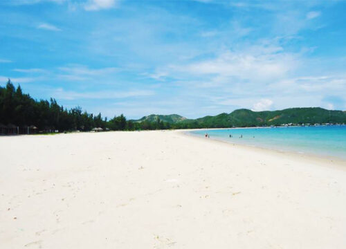 Top 9 Beautiful Beaches in Phu Yen & Essential Travel Tips