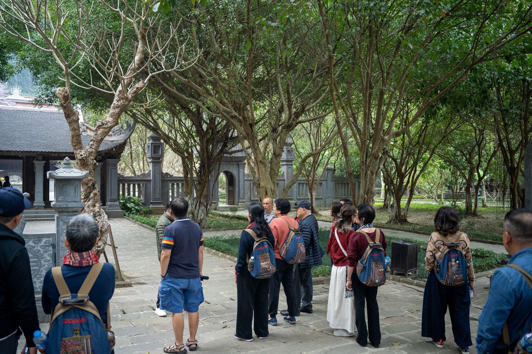 experience at hoa lu