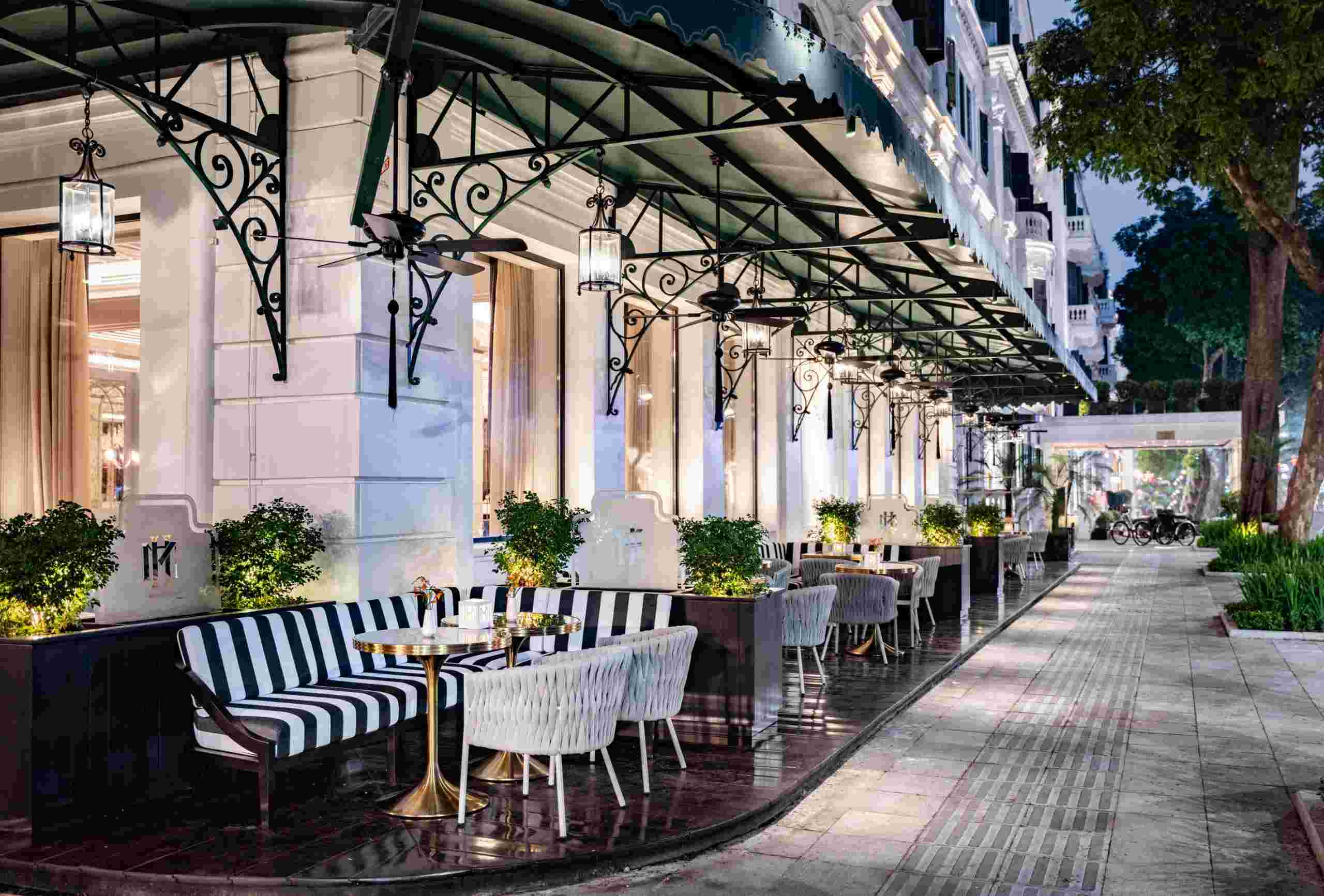 luxury hotel metropole hanoi exterior